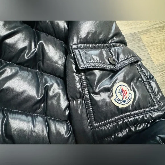 Moncler women jacket - size Small